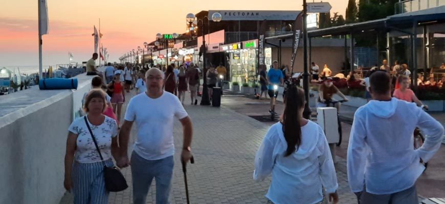 Без туристов Сочи не прожить